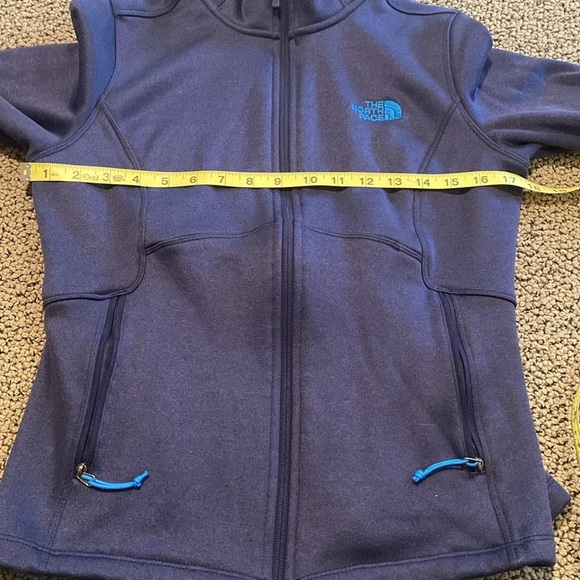 The North Face Zip Up Navy Blue Jacket Size Medium in Like New Condition - Picture 7 of 8